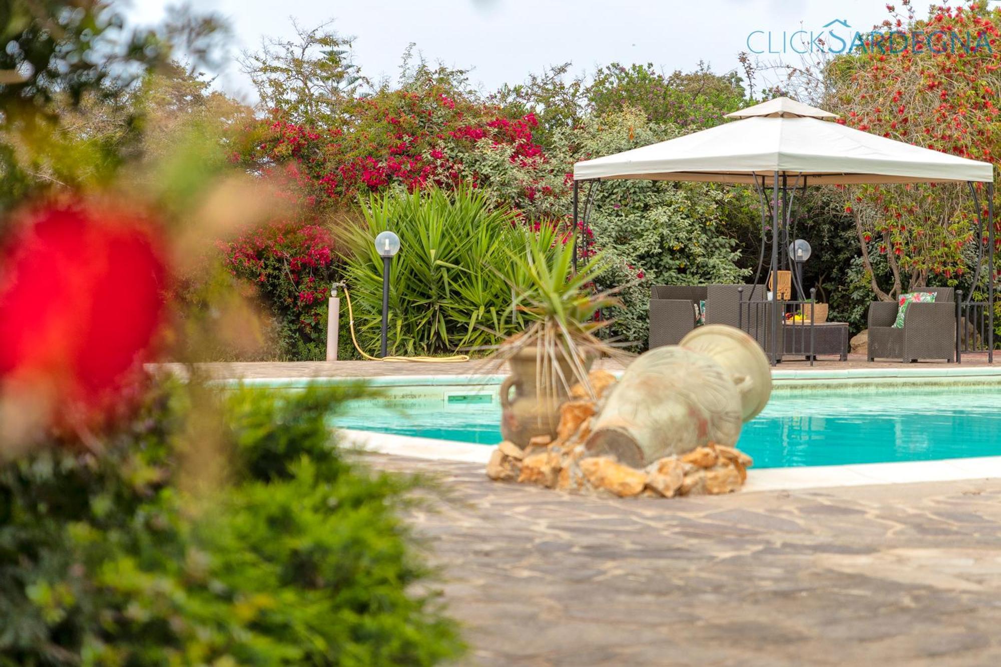 Villa Melograno With Exclusive Swimming Pool Surrounded By Greenery Campanedda Экстерьер фото