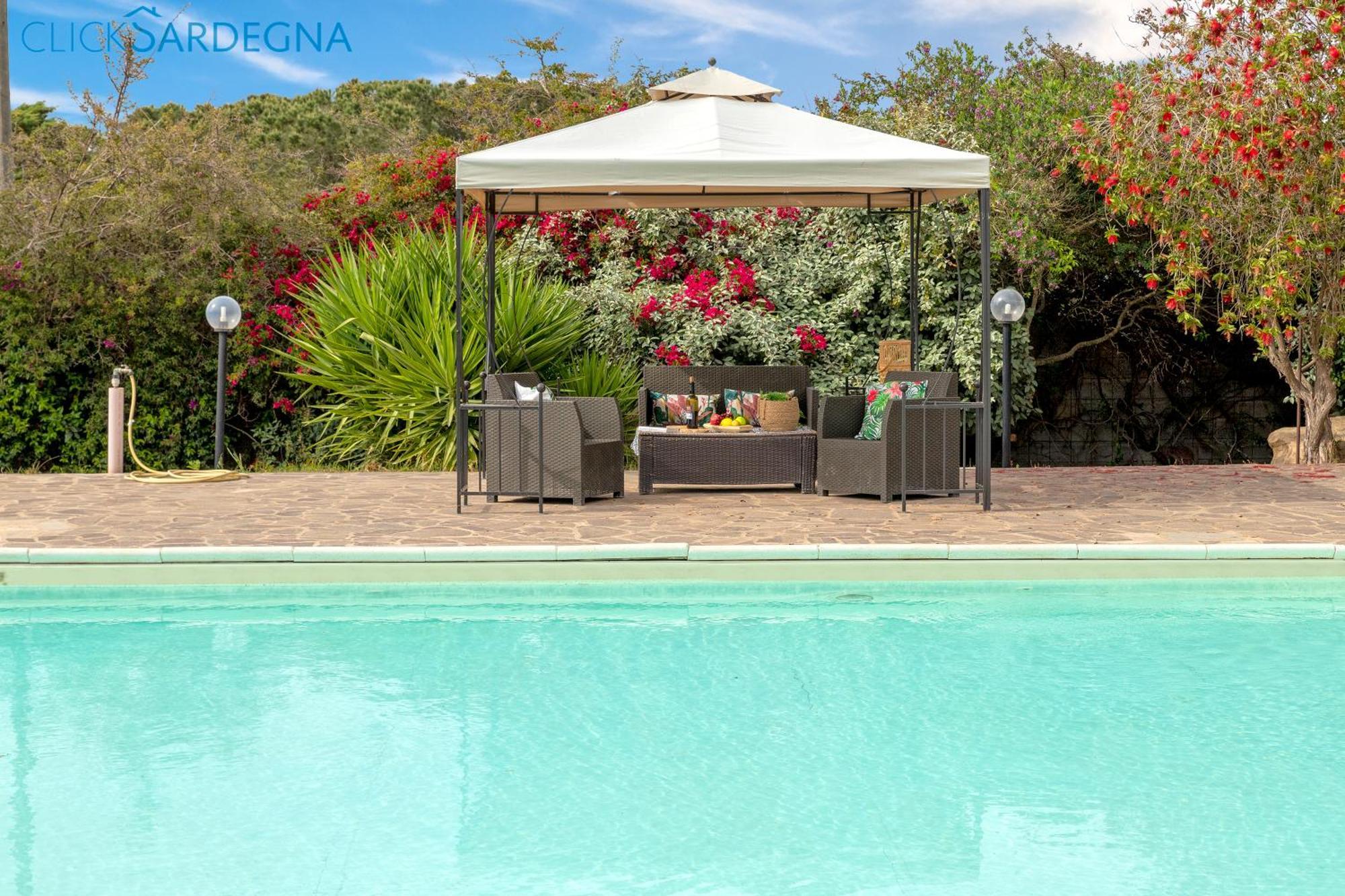 Villa Melograno With Exclusive Swimming Pool Surrounded By Greenery Campanedda Экстерьер фото